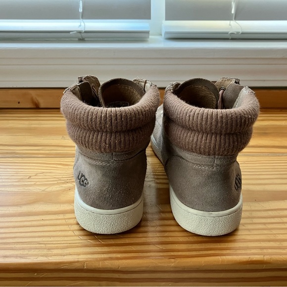 Women’s UGG Fawn Brown Suede High Top Sneakers Sz 7.5 Zip Up - Picture 4 of 5